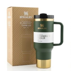 Stanley 40oz Quencher Tumbler | The Holiday Pine