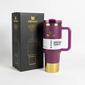 Stanley 40oz Quencher Tumbler | The Holiday Plum
